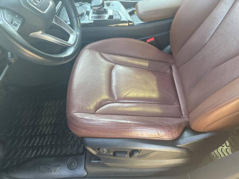 2017 Audi Q7 2.0T quattro Premium