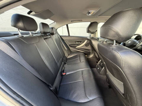 2013 BMW 3 Series 328i