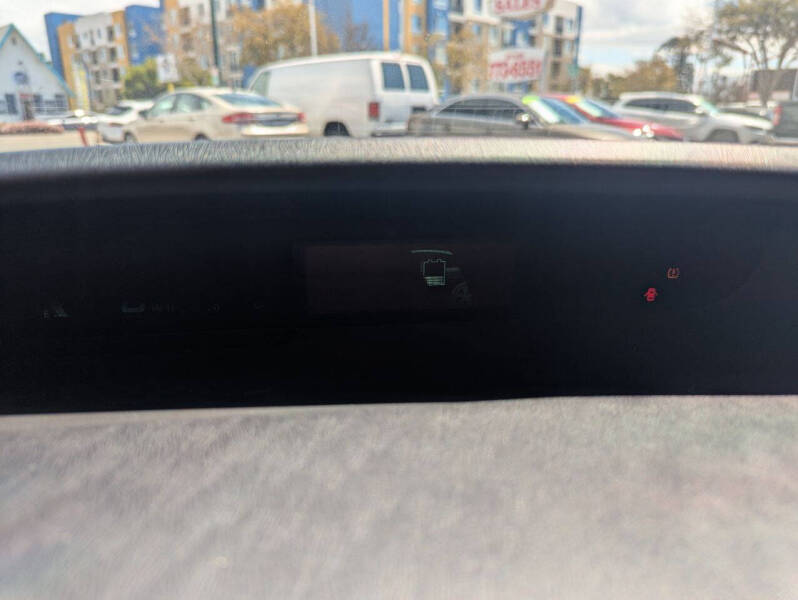 2013 Toyota Prius Plug-in Hybrid