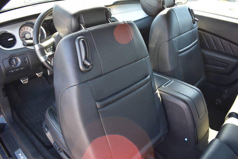 2012 Ford Mustang V6 Premium