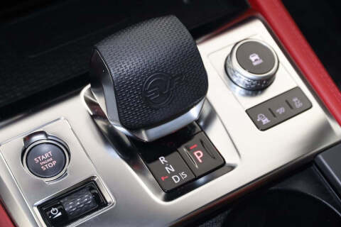 2024 Jaguar F-PACE SVR