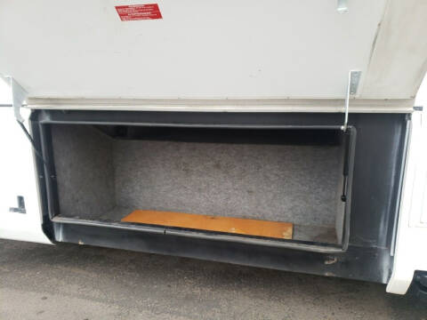 1999 Freightliner XC Chassis