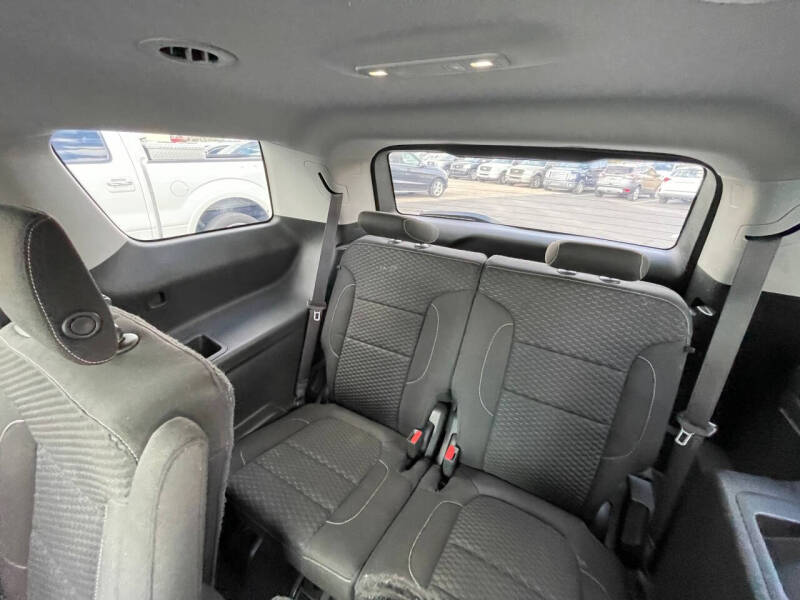 2017 GMC Acadia SLE-2