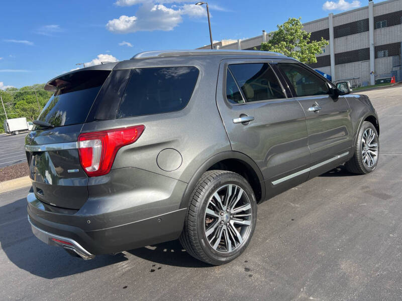 2016 Ford Explorer Platinum