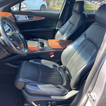 2020 Lincoln Nautilus Black Label