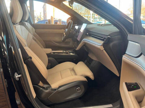 2025 Volvo EX90 Twin Plus 7P