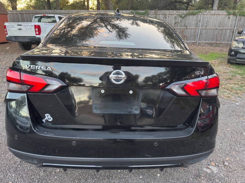 2021 Nissan Versa SV