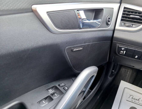 2017 Hyundai Veloster