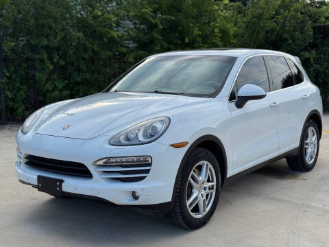 2014 Porsche Cayenne Platinum
