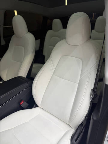 2020 Tesla Model Y Performance