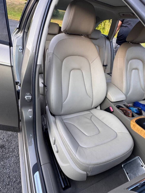 2010 Audi A4 2.0T quattro Avant Premium