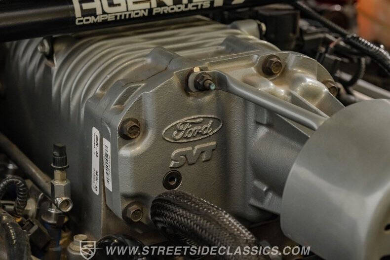 2004 Ford Mustang SVT Cobra