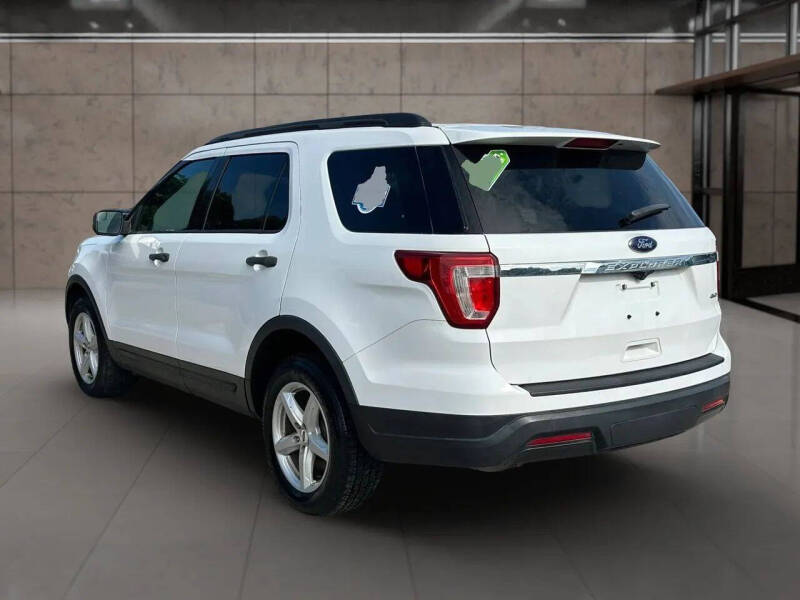2018 Ford Explorer
