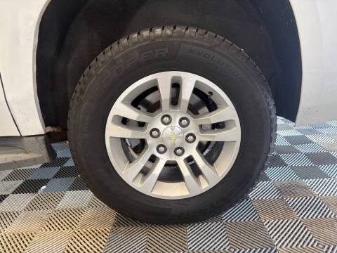 2015 Chevrolet Suburban LT