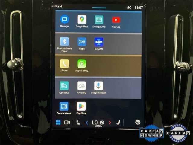 2025 Volvo XC40 B5 Plus Bright Theme