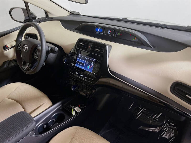 2021 Toyota Prius LE AWD-e