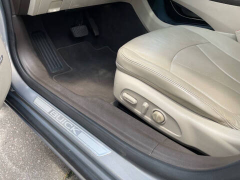 2017 Buick LaCrosse Essence