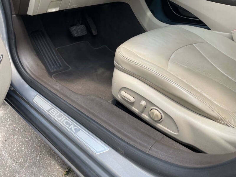 2017 Buick LaCrosse Essence