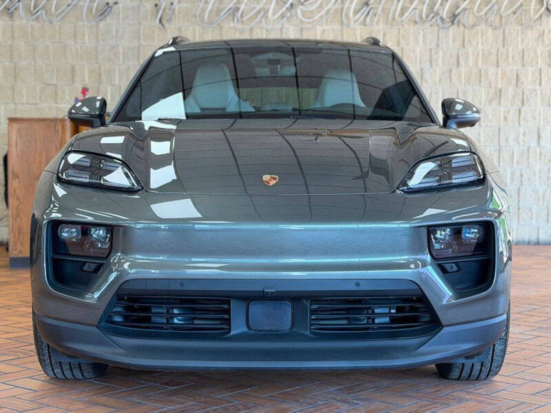 2024 Porsche Macan 4 Electric