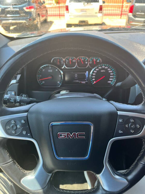 2017 GMC Yukon XL SLT