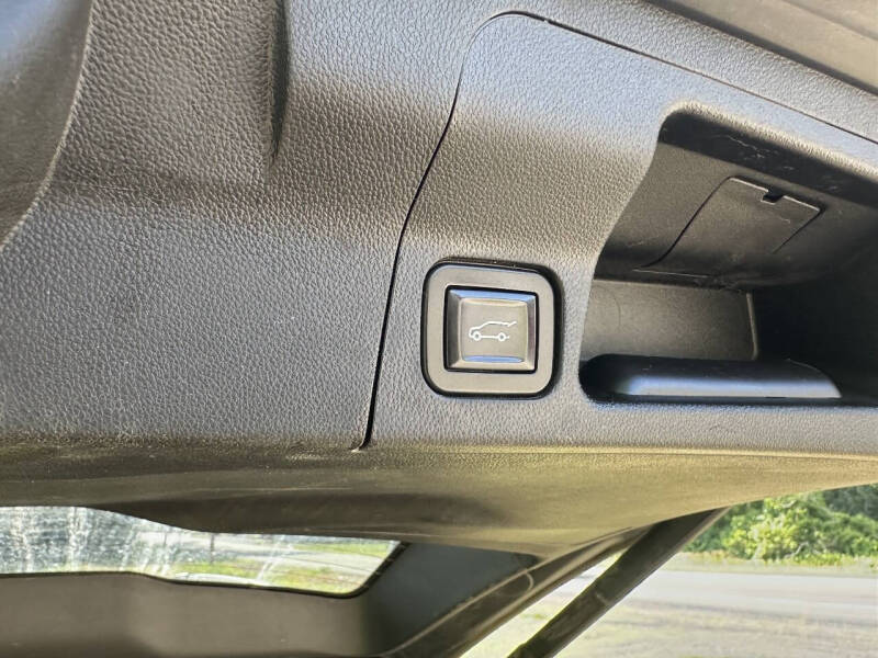 2018 GMC Acadia SLE-2