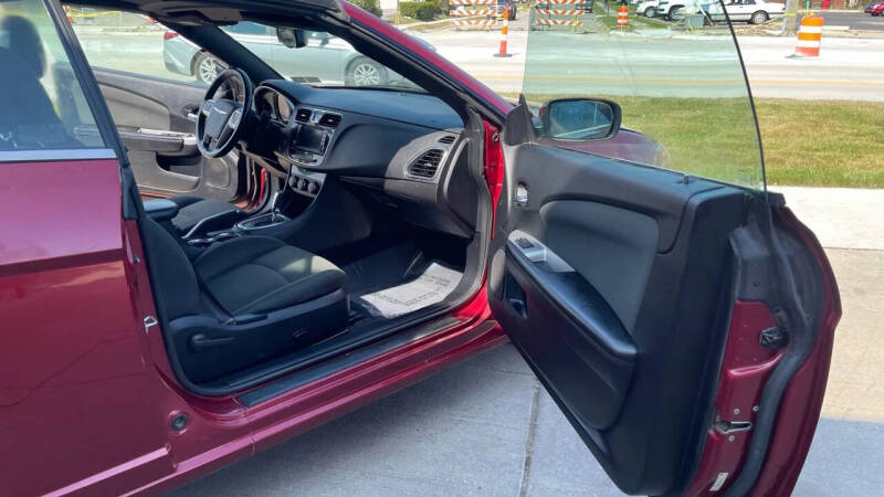 2011 Chrysler 200 Touring