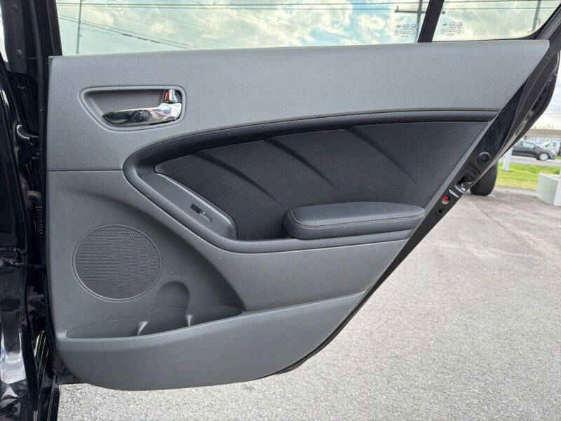 2017 Kia Forte EX