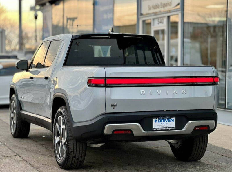 2024 Rivian R1T