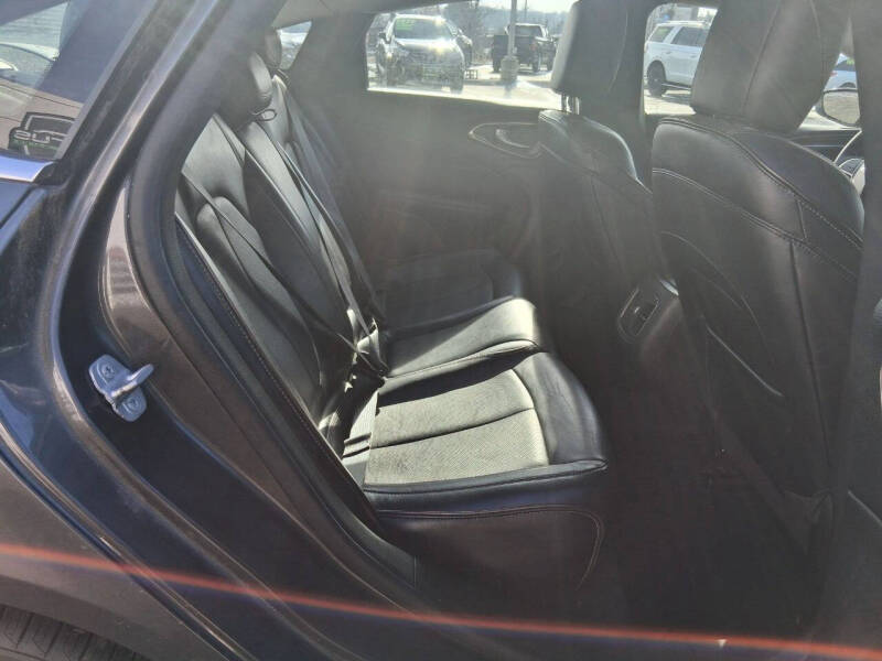 2015 Chrysler 200 C