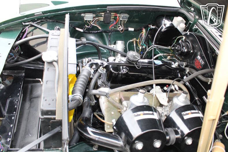 1975 MG B
