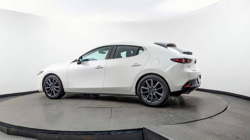 2021 Mazda Mazda3 Hatchback Select