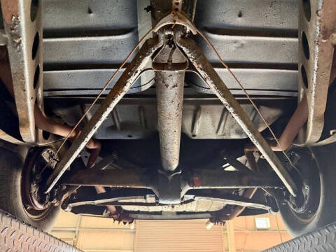 1948 Ford Super Deluxe