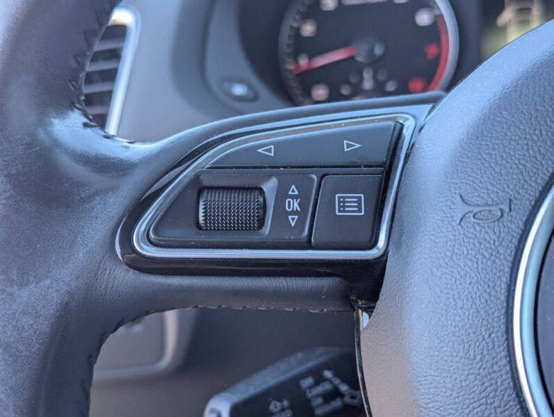 2016 Audi Q3 2.0T quattro Premium Plus