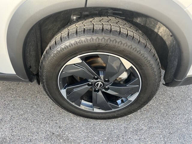 2024 Nissan Rogue SV