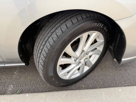 2012 Mazda MAZDA5 Sport