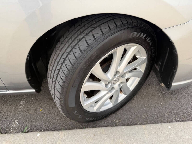 2012 Mazda MAZDA5 Sport