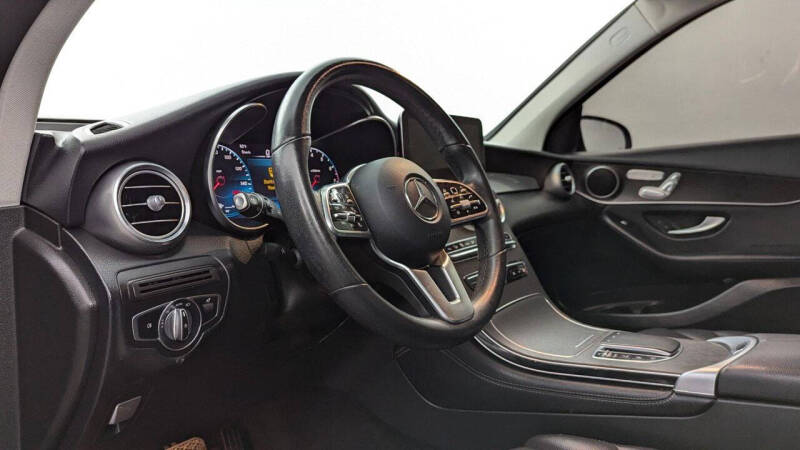 2021 Mercedes-Benz GLC GLC 300