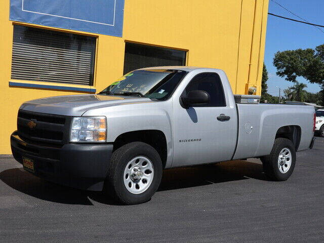 2011 Chevrolet Silverado 1500 for sale at Bond Auto Sales in Saint Petersburg FL