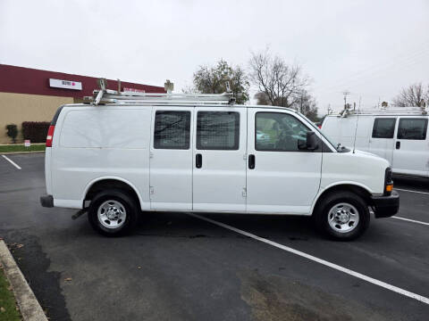 2016 Chevrolet Express 2500
