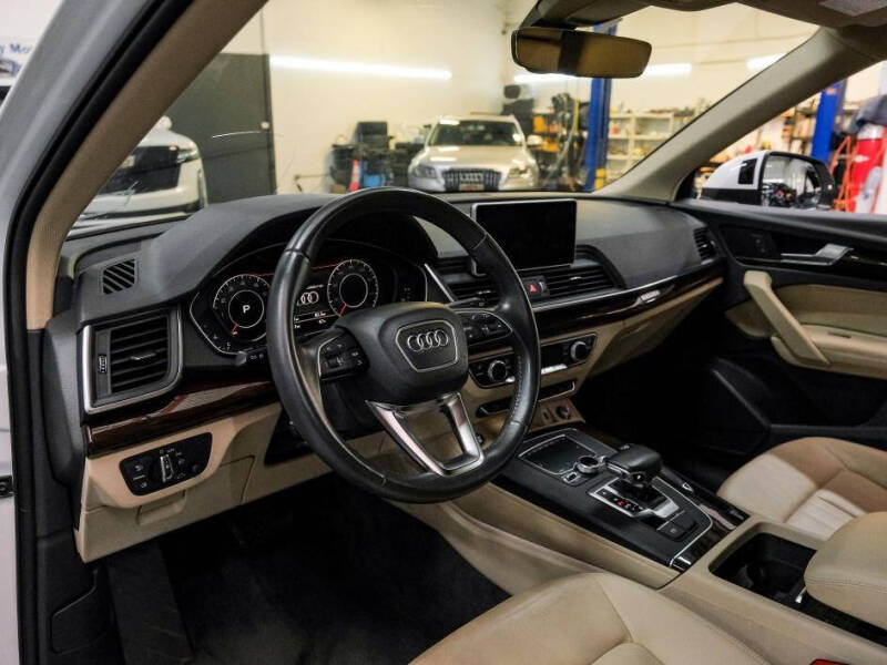 2019 Audi Q5 quattro Premium Plus 45 TFSI