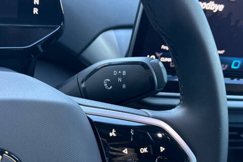 2025 Volkswagen ID.4 Pro