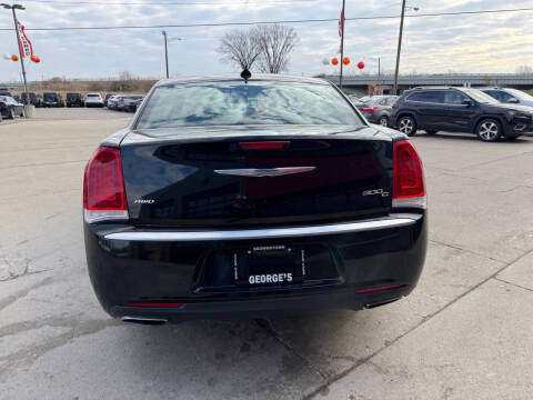 2017 Chrysler 300 C Platinum