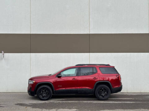 2023 GMC Acadia AT4