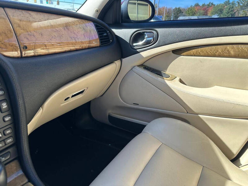 2003 Jaguar S-Type R