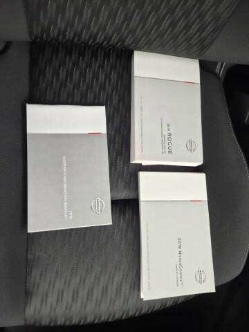 2019 Nissan Rogue SV