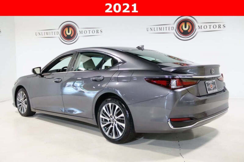 2021 Lexus ES 250