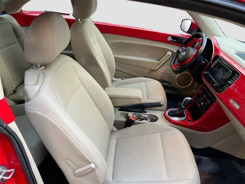 2019 Volkswagen Beetle 2.0T SE