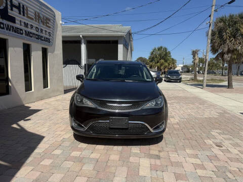 2020 Chrysler Pacifica Touring L