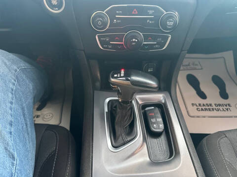 2020 Dodge Charger SXT