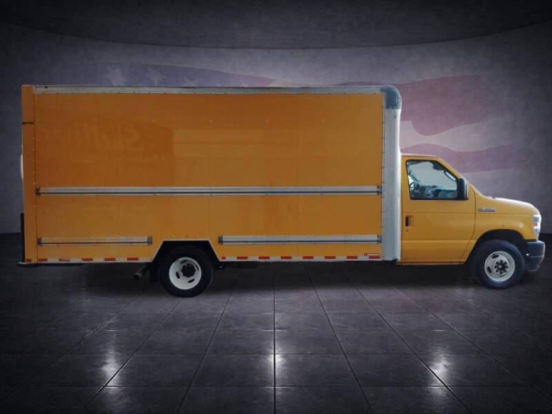 2022 Ford E-Series